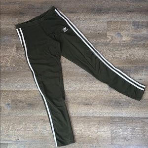 Adidas Army Green Leggings size Small